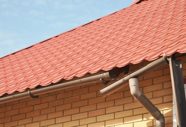 Loose Gutter Repair in Bay City